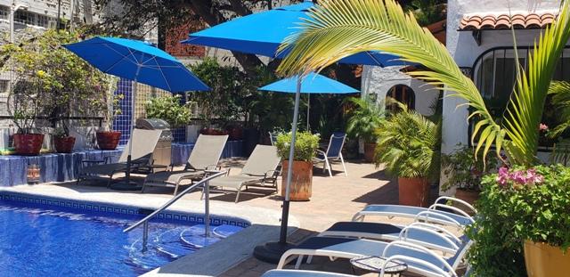 El Escondido Pool Area